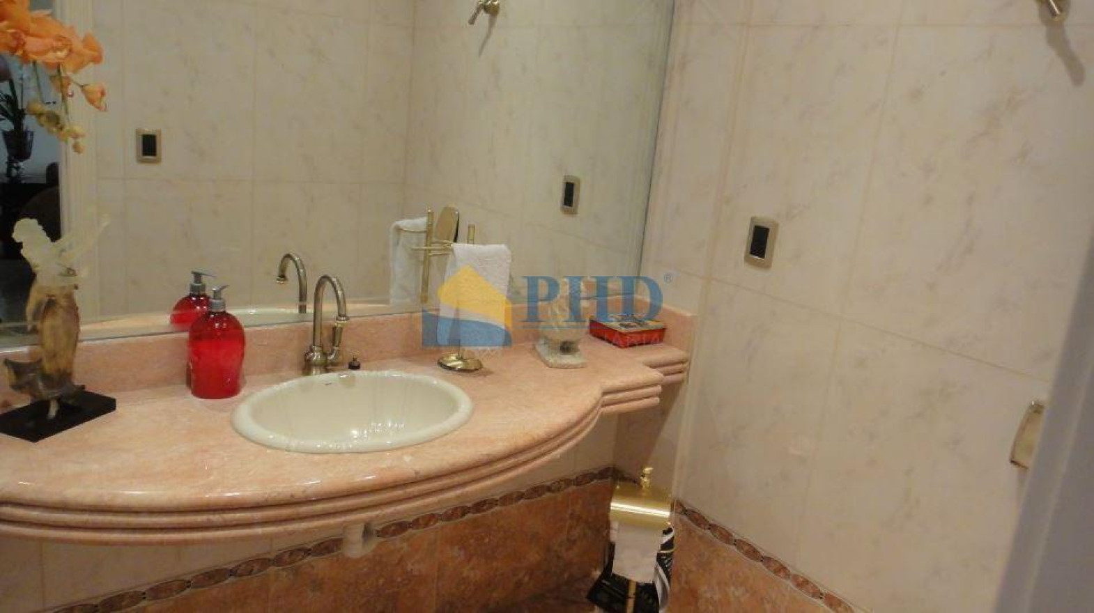 Cobertura 3 Quartos 220m² 