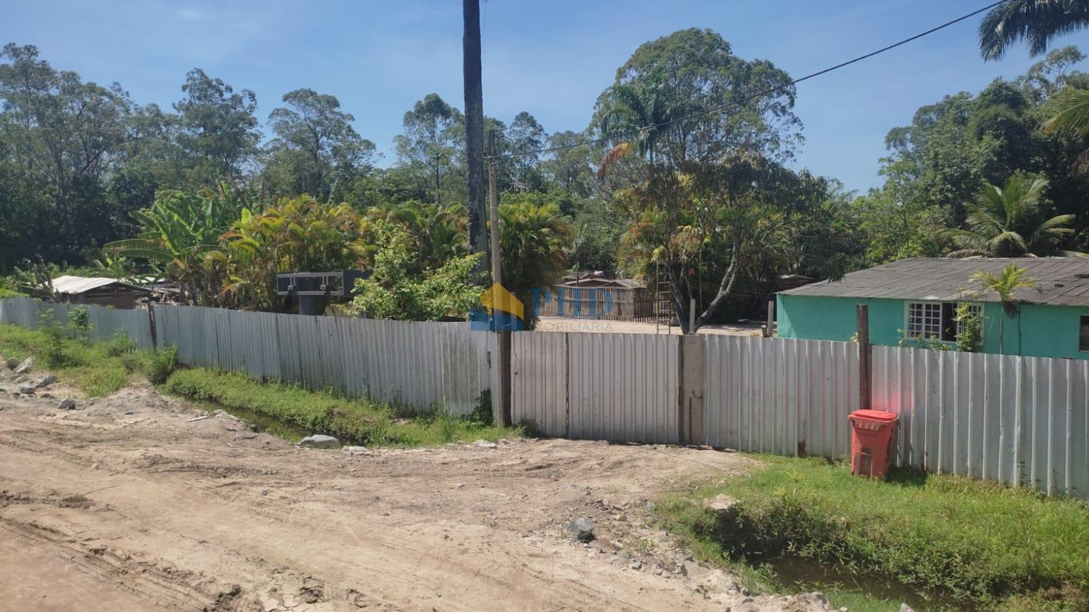 TERRENO  3069m² 