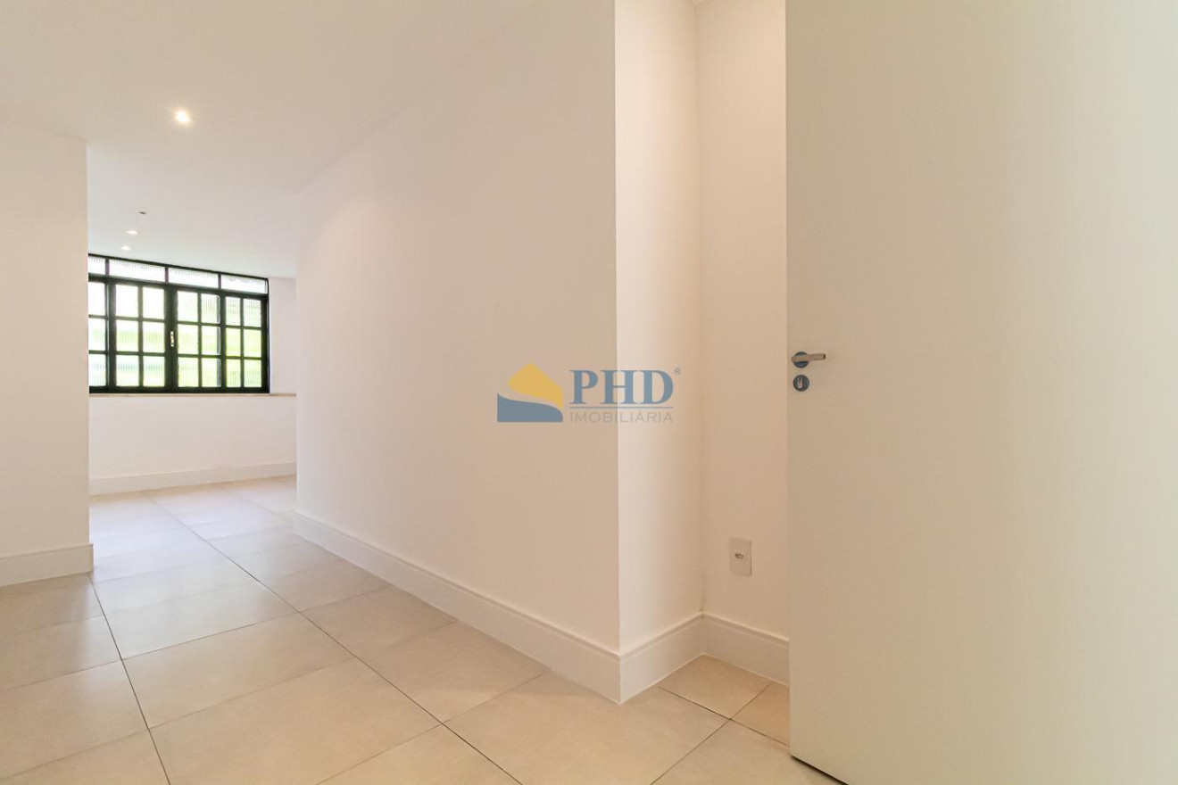 Casa 4 Quartos 234m² 