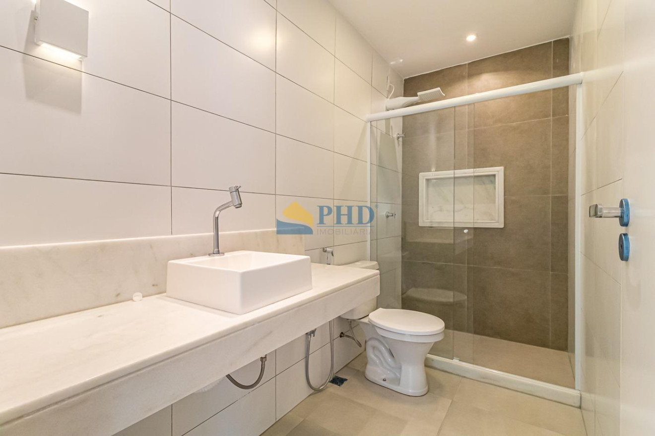 Casa 4 Quartos 234m² 