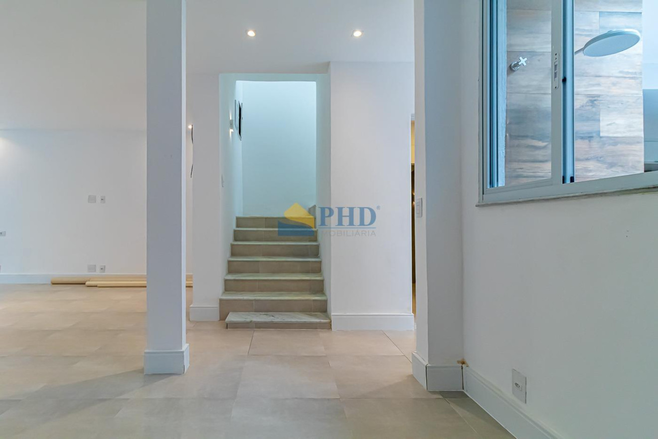 Casa 4 Quartos 234m² 