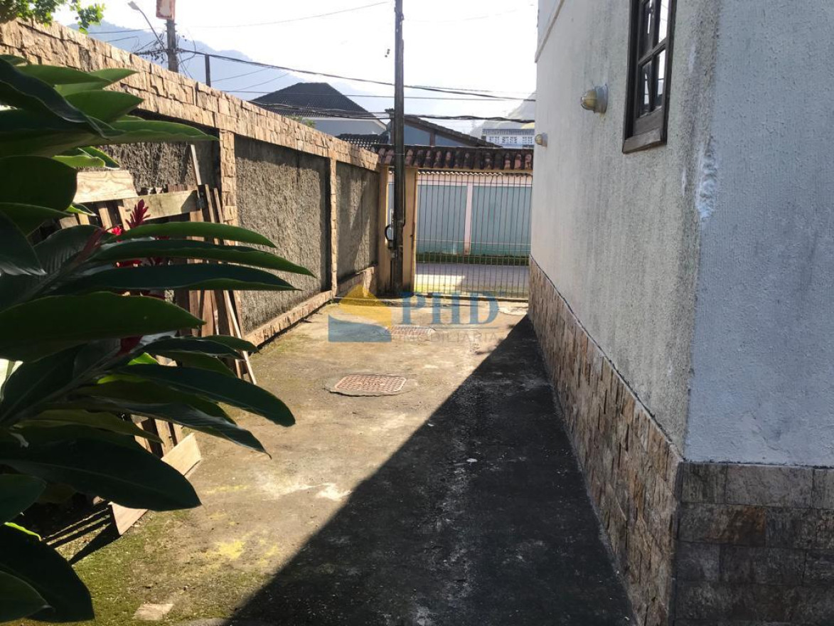 Casa 2 Quartos 180m² 
