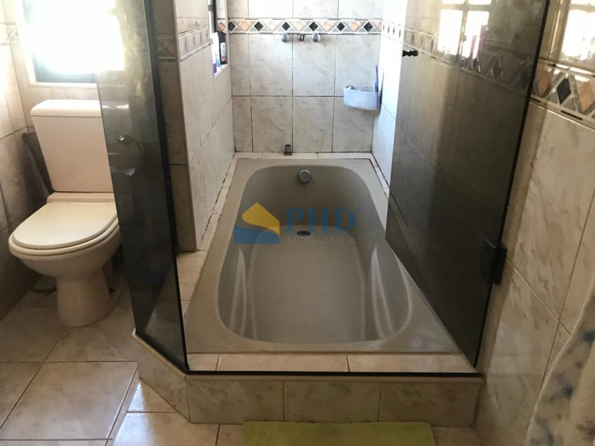 Casa 2 Quartos 180m² 