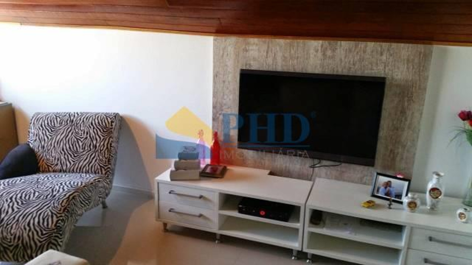 Casa 4 Quartos 270m² 