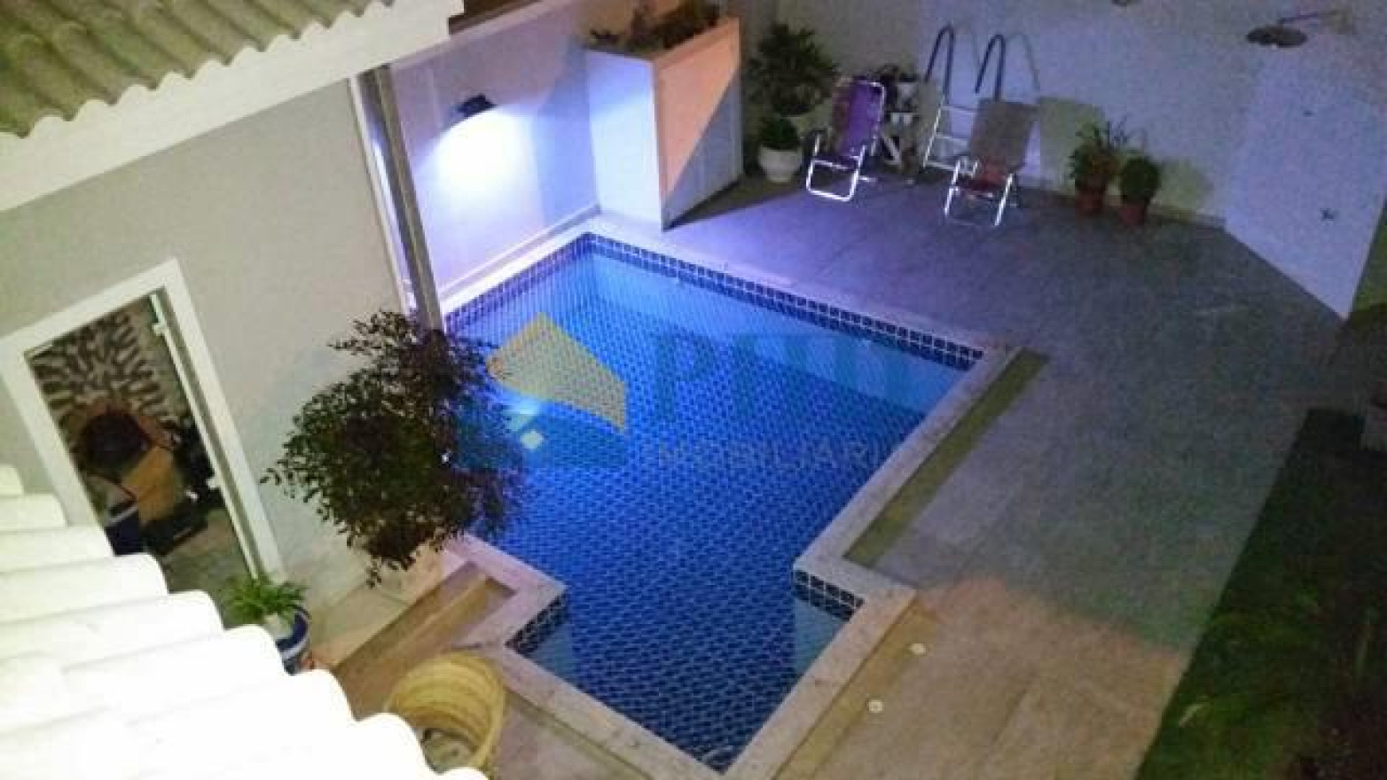 Casa 4 Quartos 270m² 