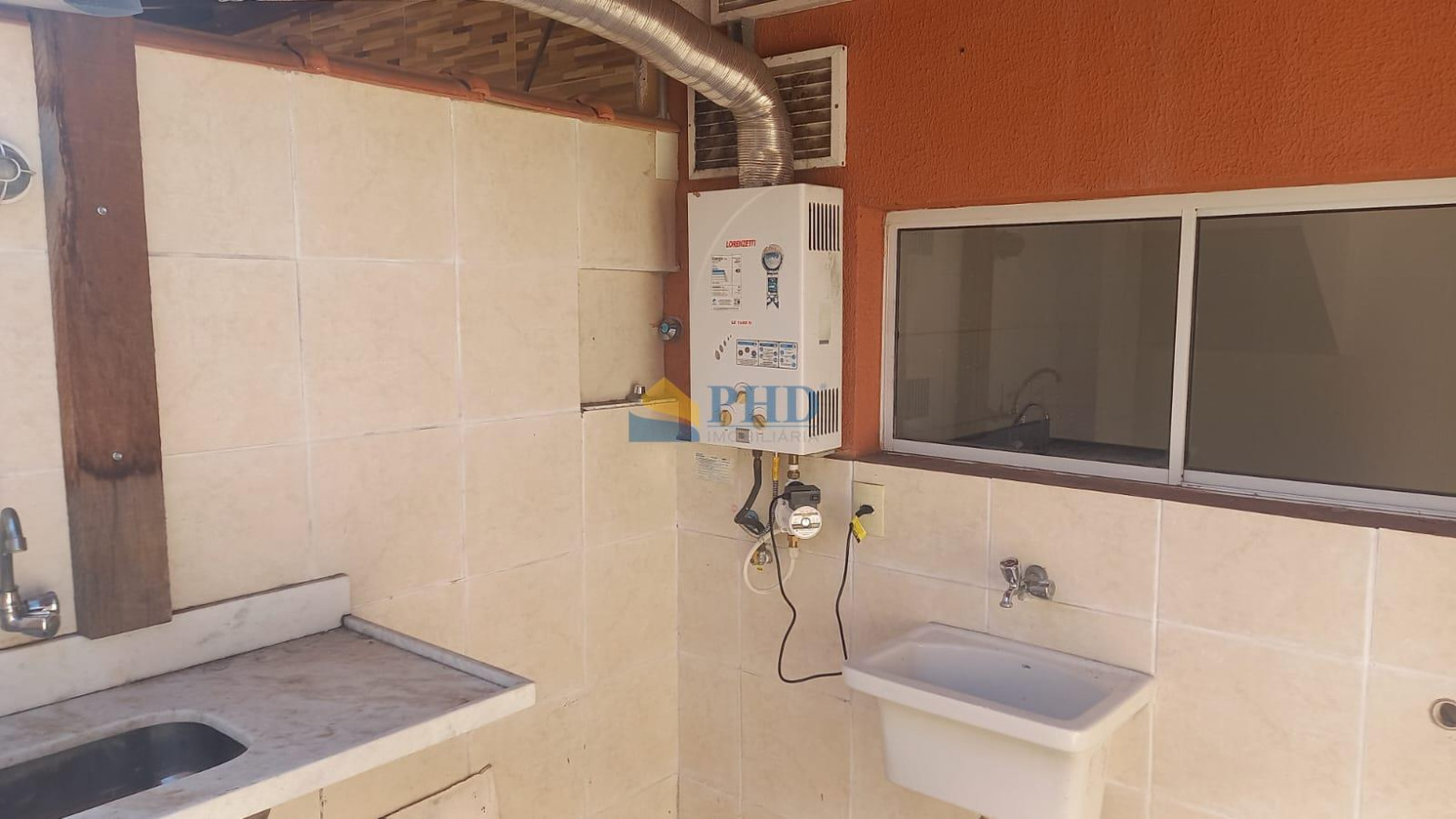Casa 3 Quartos 84m² 