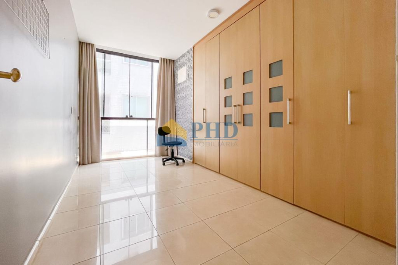 Apartamento 4 Quartos 200m² 