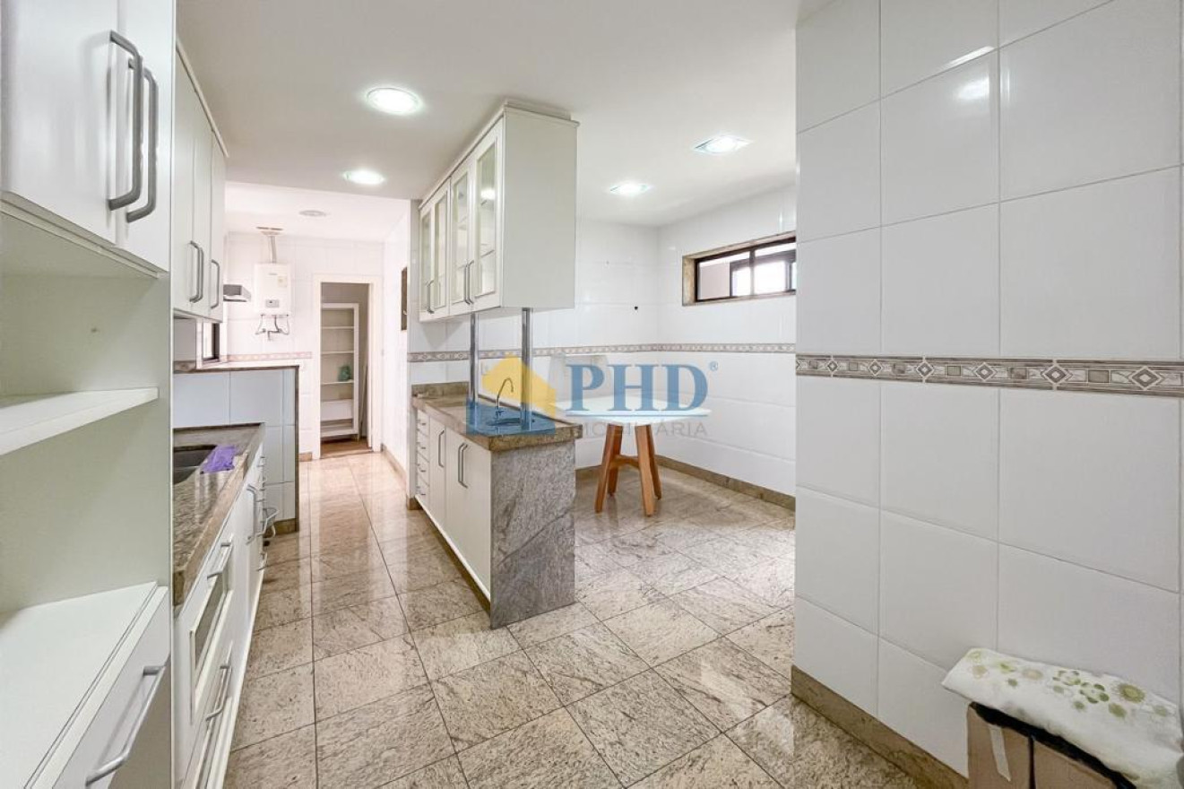 Apartamento 4 Quartos 200m² 