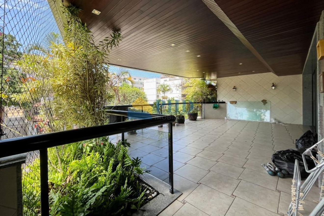 Apartamento 4 Quartos 200m² 