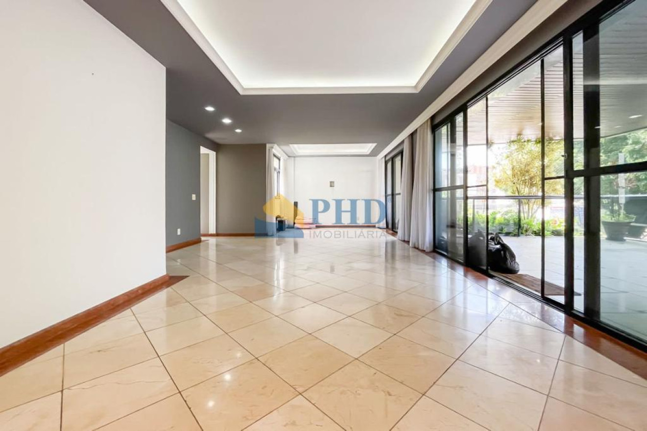 Apartamento 4 Quartos 200m² 