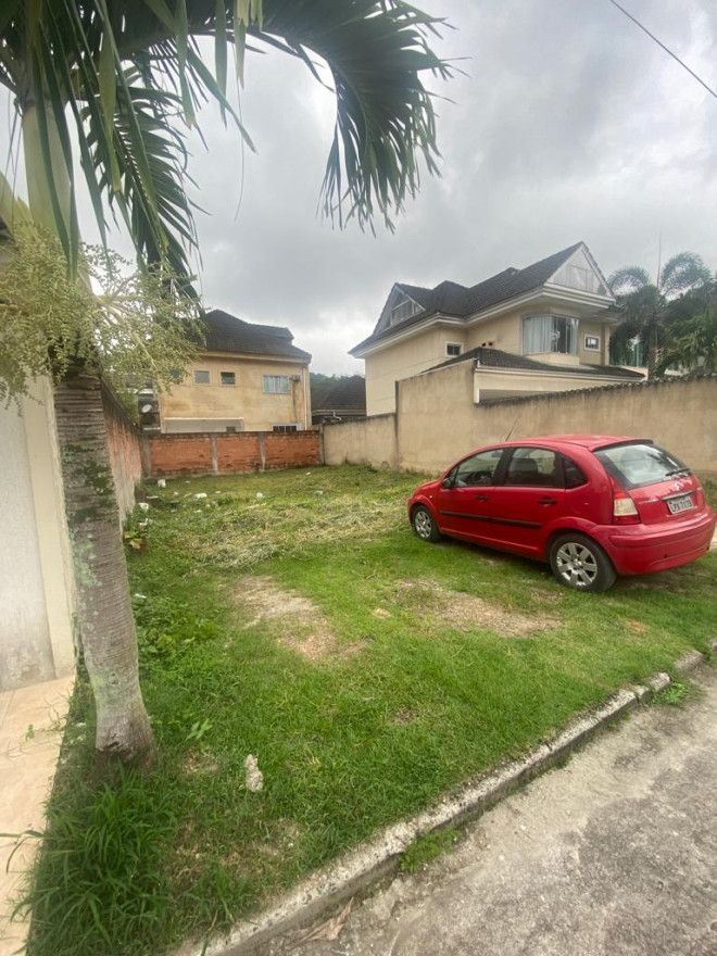 Terreno  200m² 