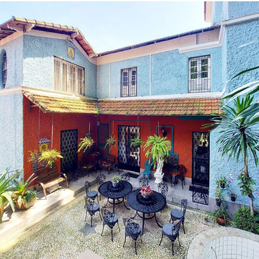 CASA 7 Quartos 585m² 