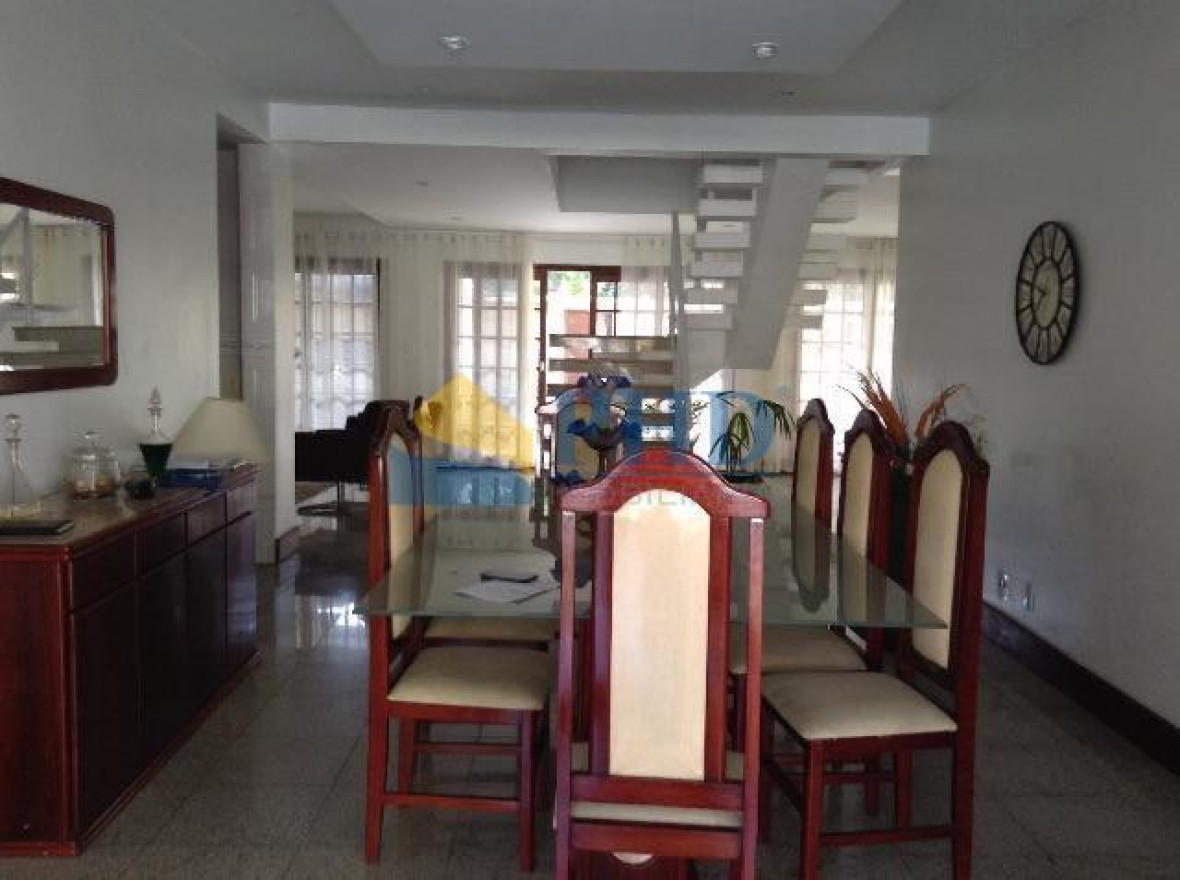 Casa 6 Quartos 500m² 