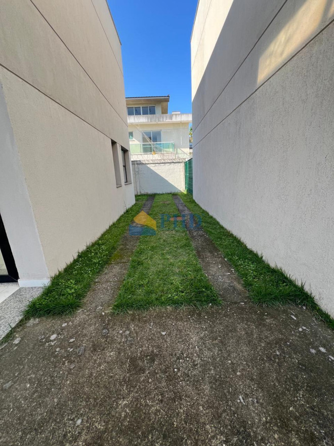 Casa 3 Quartos 226m² 