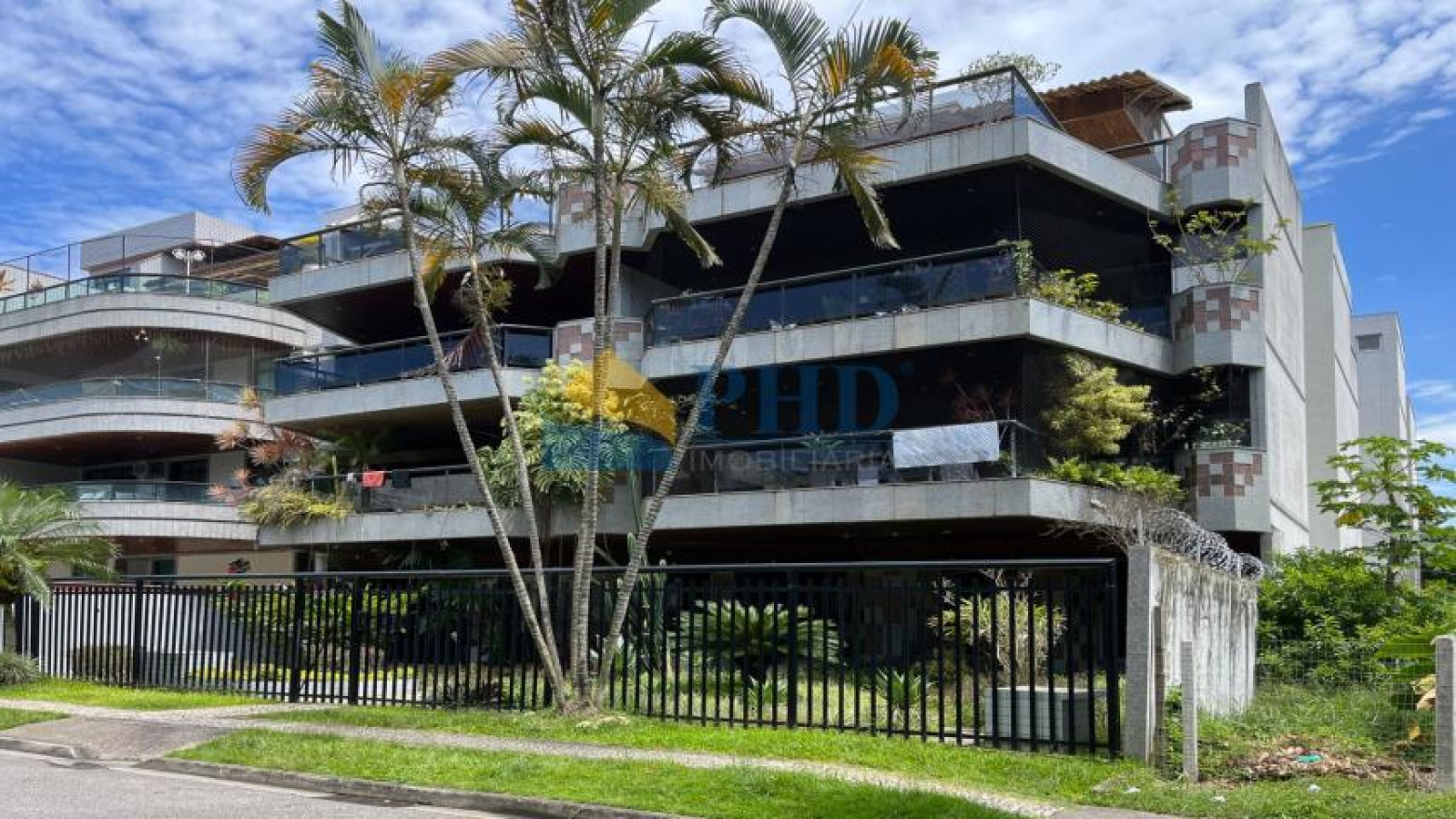 Apartamento 4 Quartos 210m² 